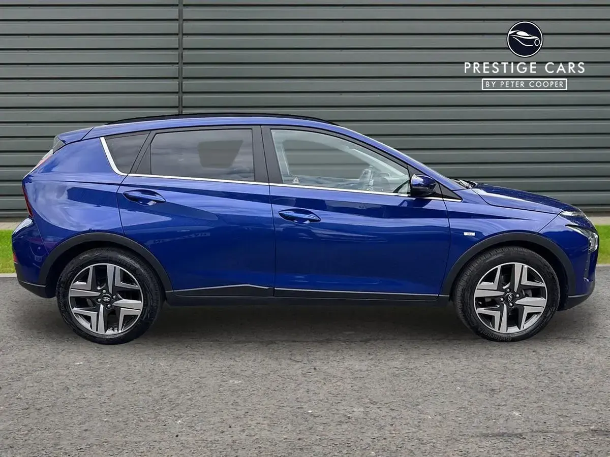 Used Hyundai Bayon Premium 101 HP (74 kW) 2022 Blue SUV