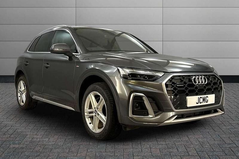 Grey Used 2022 Audi Q5 S-Line SUV | £25,750 (Good price) - Image 1/4