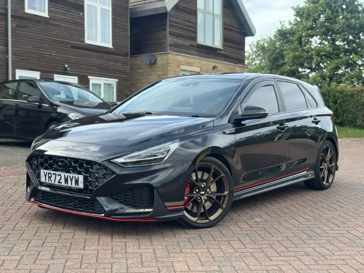 Used Hyundai i30 350 HP (257 kW) 2022 Black Hatchback