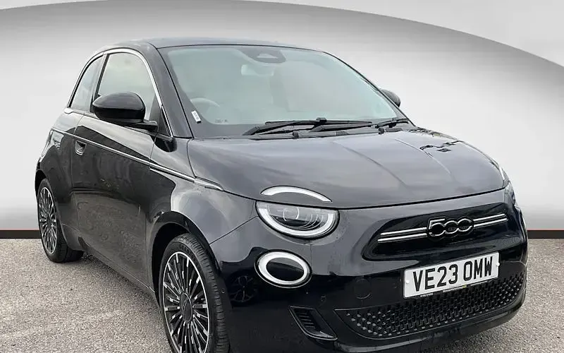 Used Fiat 500e La Prima 86 kW (118 HP) 2026 Hatchback