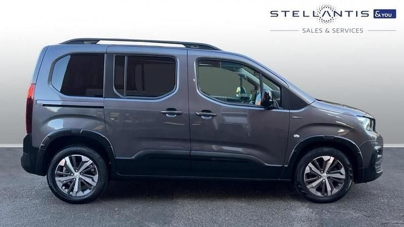 Grey Used 2019 Peugeot Rifter GT-line MPV | £15,840 (Fair price) - Image 1/3