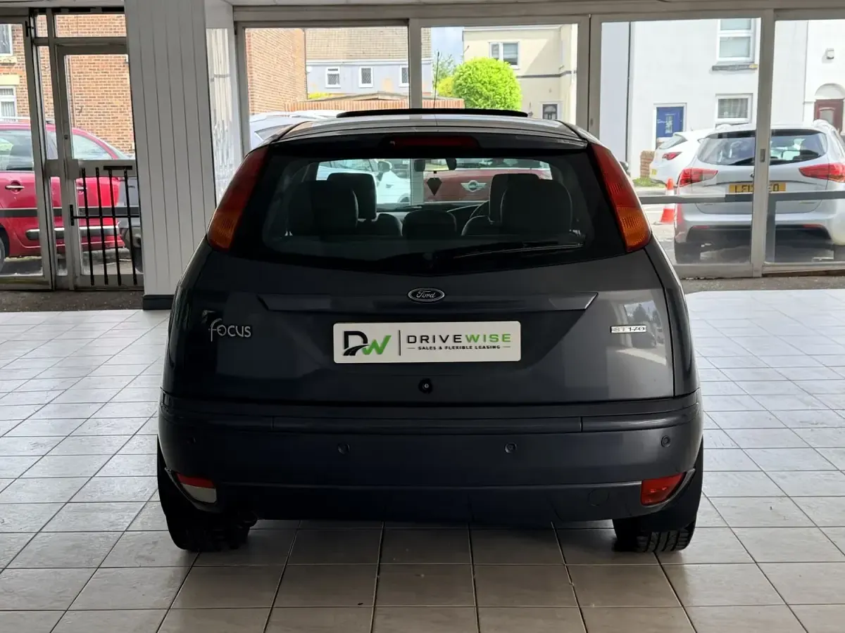 Used Ford Focus ST 2003 Grey Hatchback