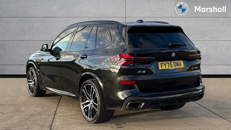 Used BMW X5 M Sport 489 HP (359 kW) 2025 Black sapphire SUV