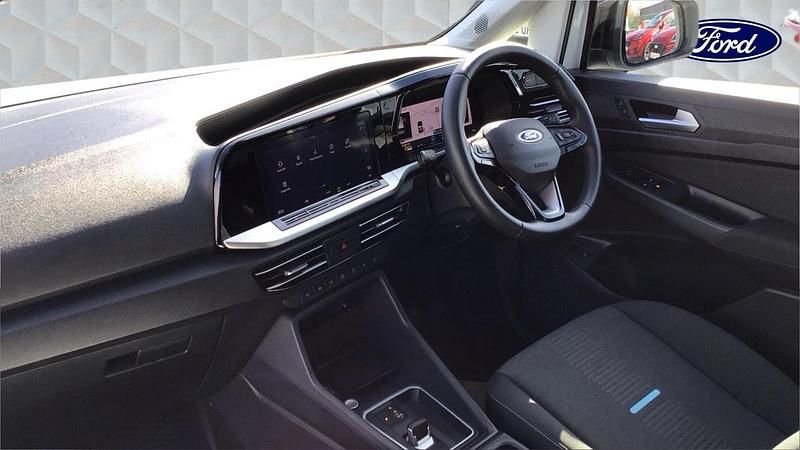 Used Ford Transit Active 2025 Frozen white Van