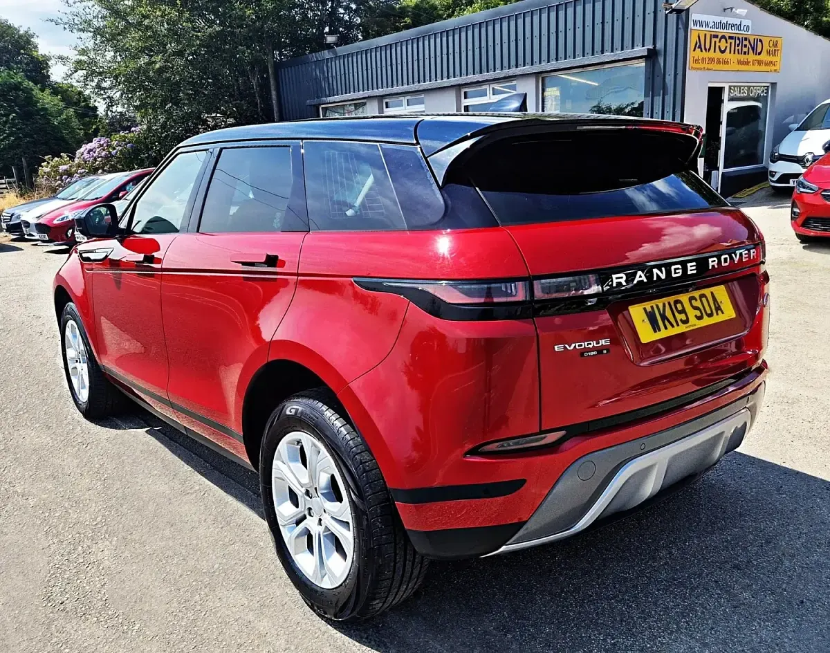 Used Land Rover Range Rover evoque S 2019 Red SUV