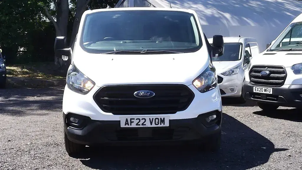 Used Ford Transit Custom 130 HP (95 kW) 2021 White Van