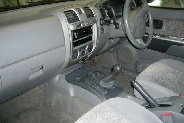 Used Isuzu Pick up 129 HP (94 kW) 2006 Pickup