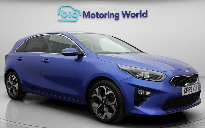 Used Kia Ceed 140 HP (102 kW) 2019 Blue Hatchback