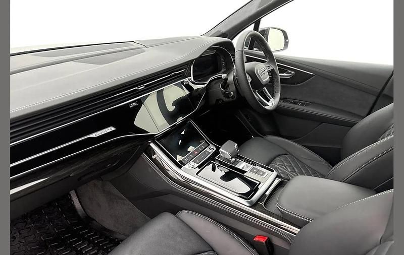 Used Audi Q7 Comfort 281 HP (206 kW) 2026 Grey SUV