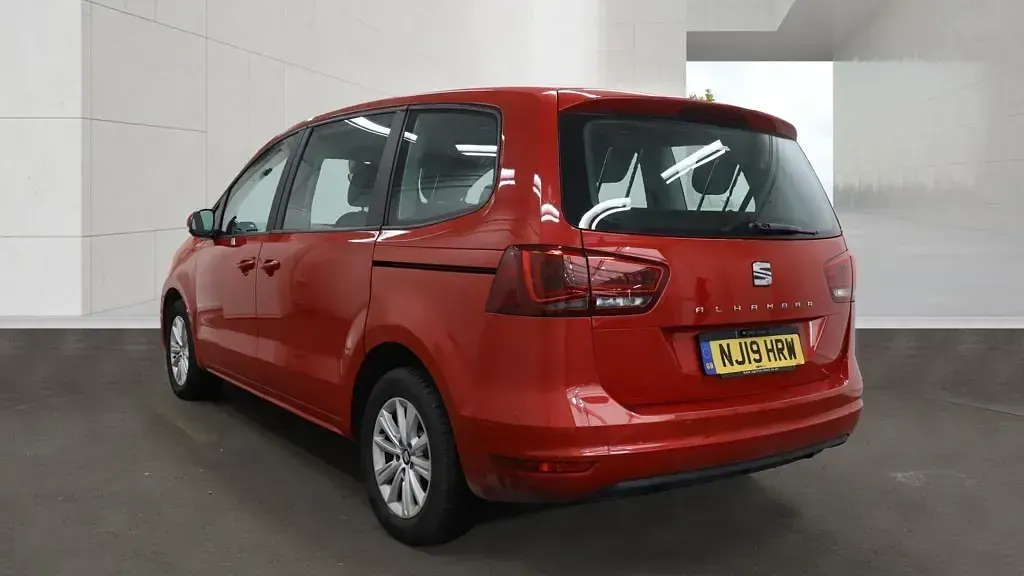 Used Seat Alhambra Ecomotive 150 HP (110 kW) 2019 Romance red MPV
