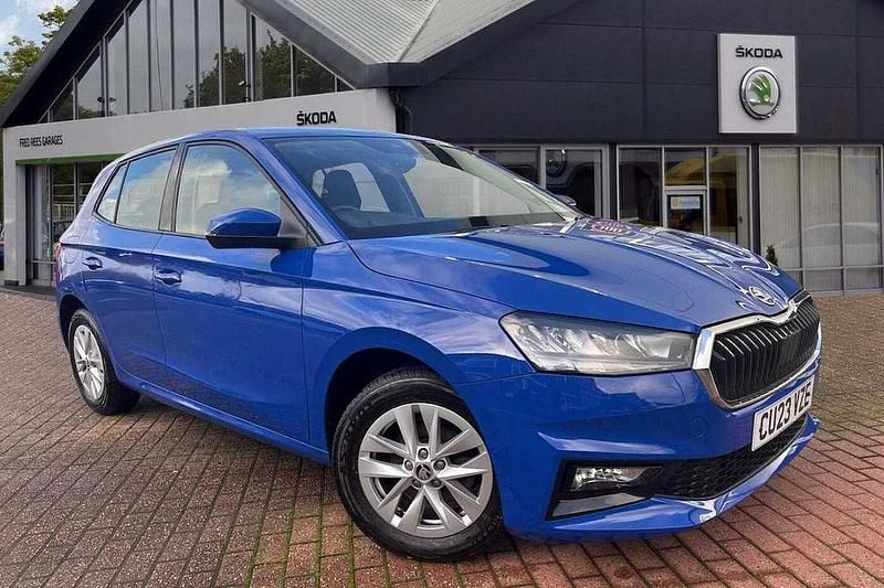 Used Skoda Fabia Comfort 59 HP (43 kW) 2023 Energy blue Hatchback