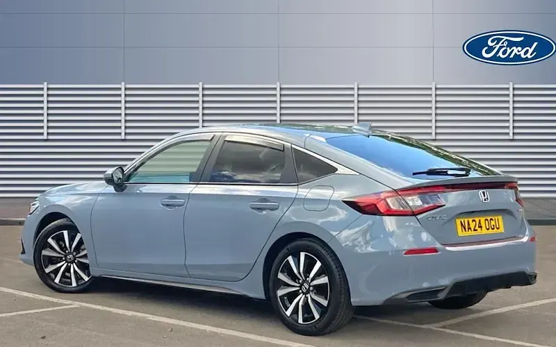 Used Honda Civic Elegance 143 HP (105 kW) 2024 Grey Hatchback