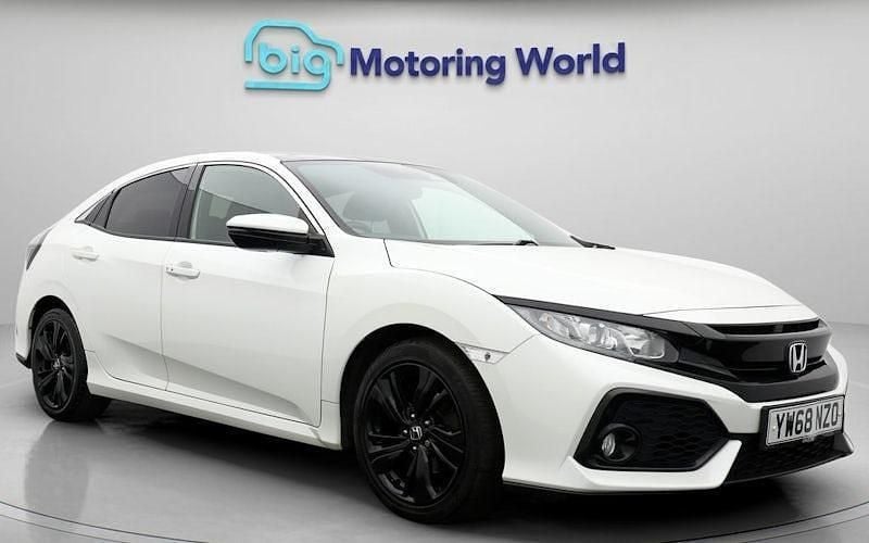 Used 2021 Honda Civic EX Hatchback | £12,800 (Fair price) - Image 1/4