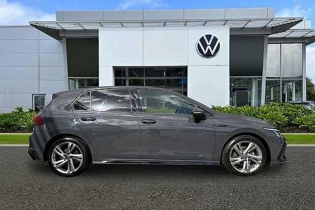 Used VW Golf VIII R-line 130 HP (95 kW) 2020 Urano grey Hatchback