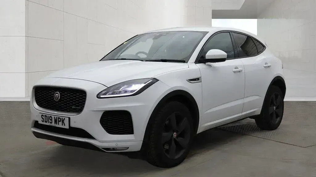 Used Jaguar E-Pace R-Dynamic 2019 White SUV