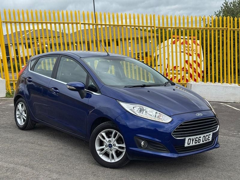 Blue Used 2016 Ford Fiesta Zetec Hatchback | £5,990 (Fair price) - Image 1/3