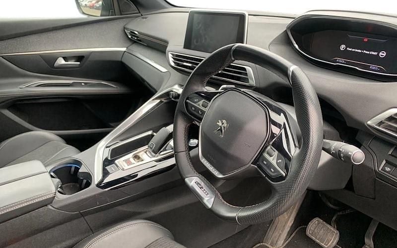 Used Peugeot 3008 Premium 131 HP (96 kW) 2020 Black SUV