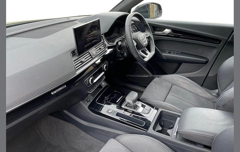 Used Audi Q5 Black Edition 268 HP (197 kW) 2024 Black SUV