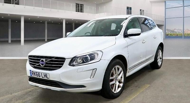 Used Volvo XC60 SE Lux 2016 White SUV
