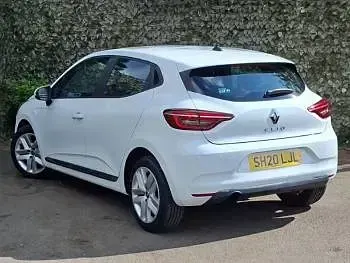 Used Renault Clio Play 100 HP (73 kW) 2020 White Hatchback