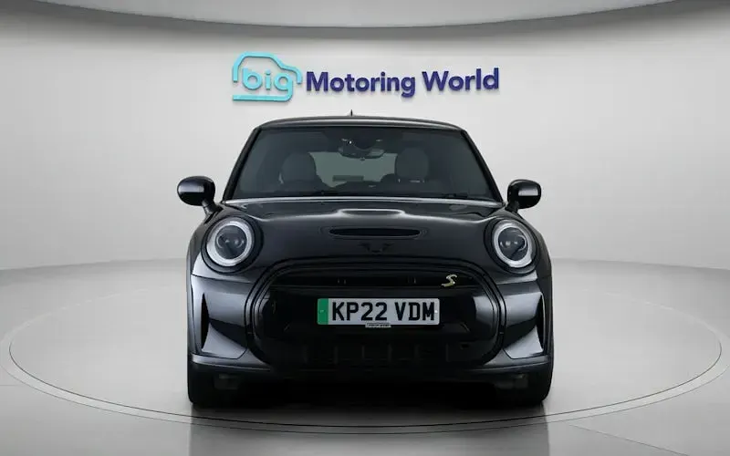 Used Mini Cooper Level 2 135 kW (184 HP) 2023 Hatchback