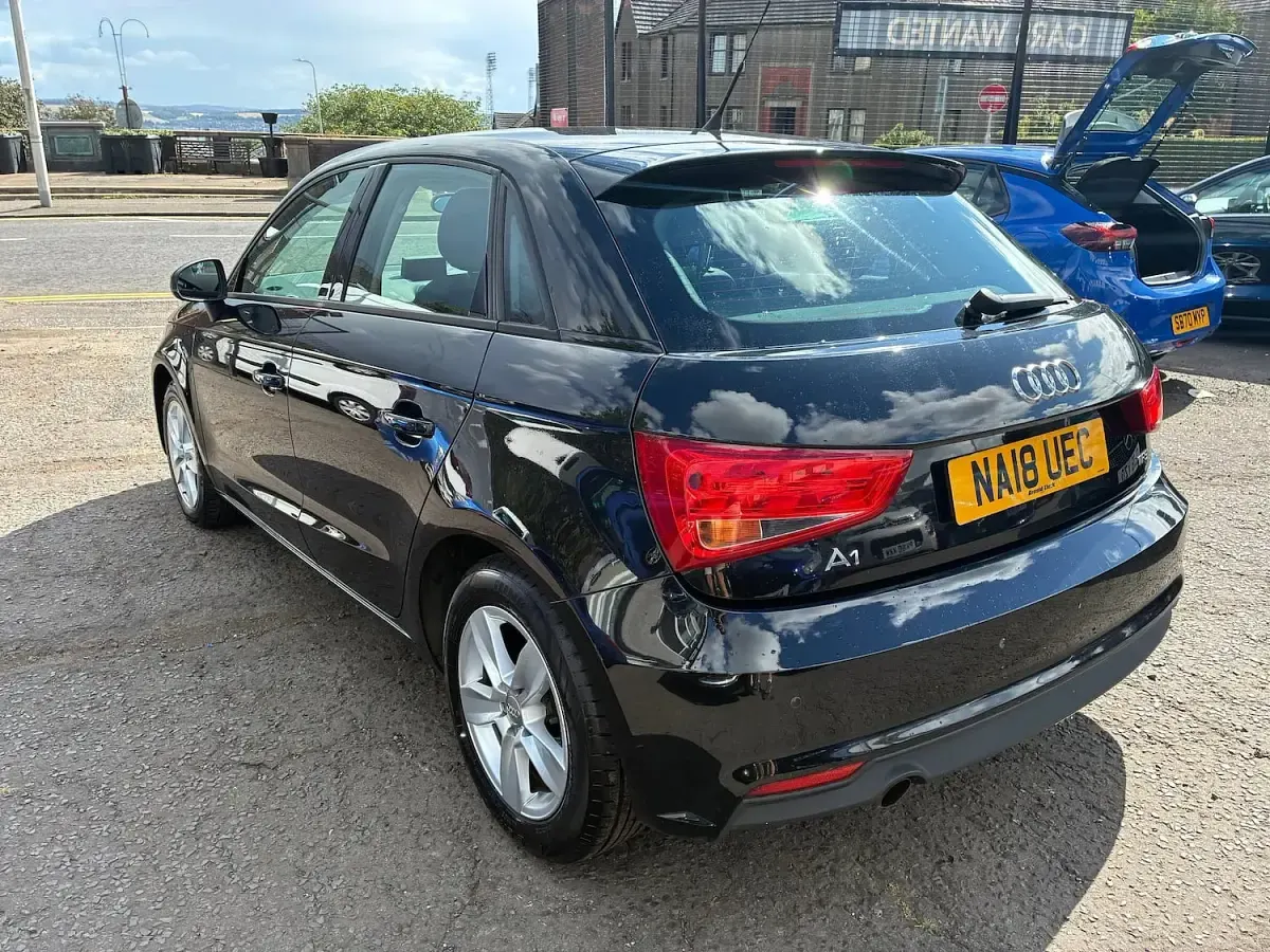 Used Audi A1 Performance 95 HP (69 kW) 2018 Black Hatchback