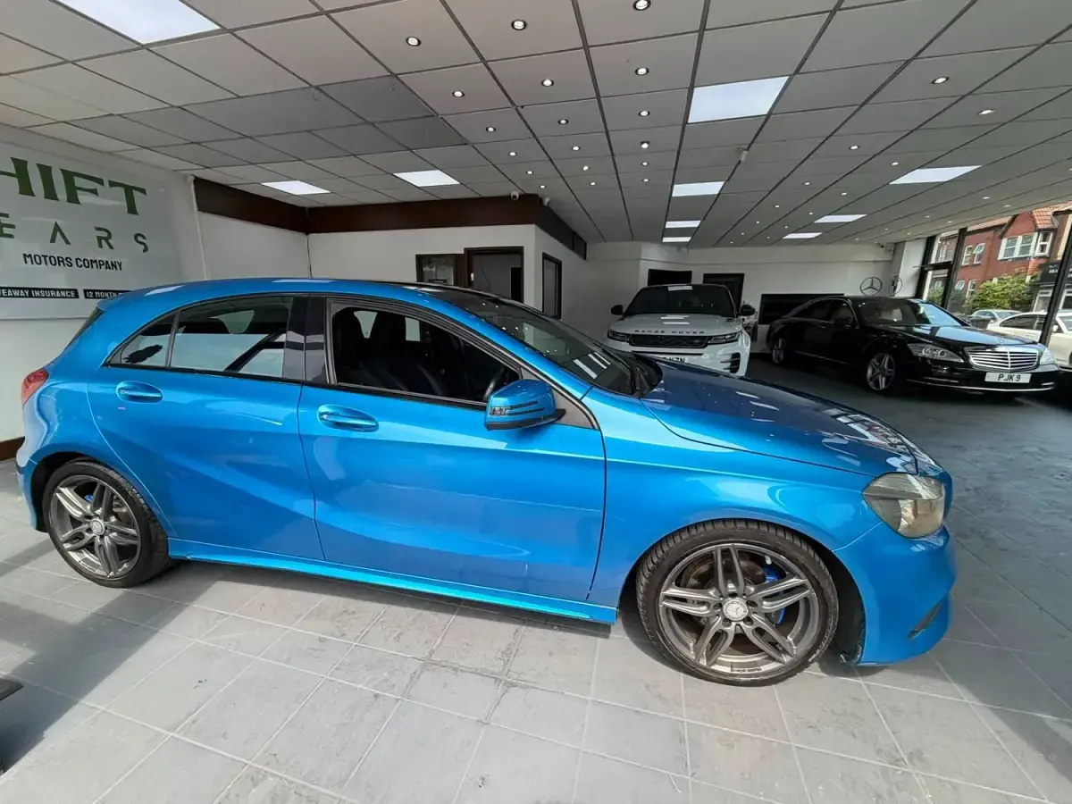 Used Mercedes A200 AMG line 134 HP (98 kW) 2016 Blue Hatchback