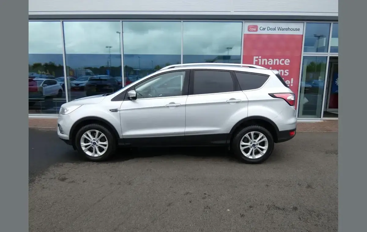 Used Ford Kuga Titanium 150 HP (110 kW) 2017 Silver SUV