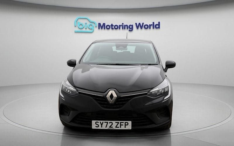 Used Renault Clio V Evolution 90 HP (66 kW) 2022 Black Hatchback