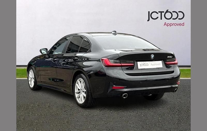 Used BMW 318 Comfort Edition 147 HP (108 kW) 2022 Black Sedan