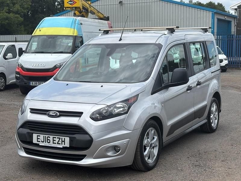 Silver Used 2016 Ford Tourneo Connect Zetec MPV | £9,995 (Fair price) - Image 1/4