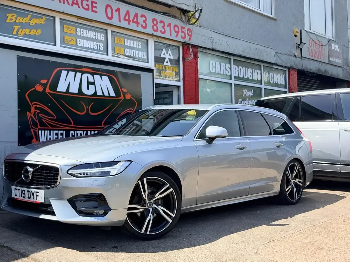 Used Volvo V90 R-Design Pro 190 HP (139 kW) 2019 Silver Estate