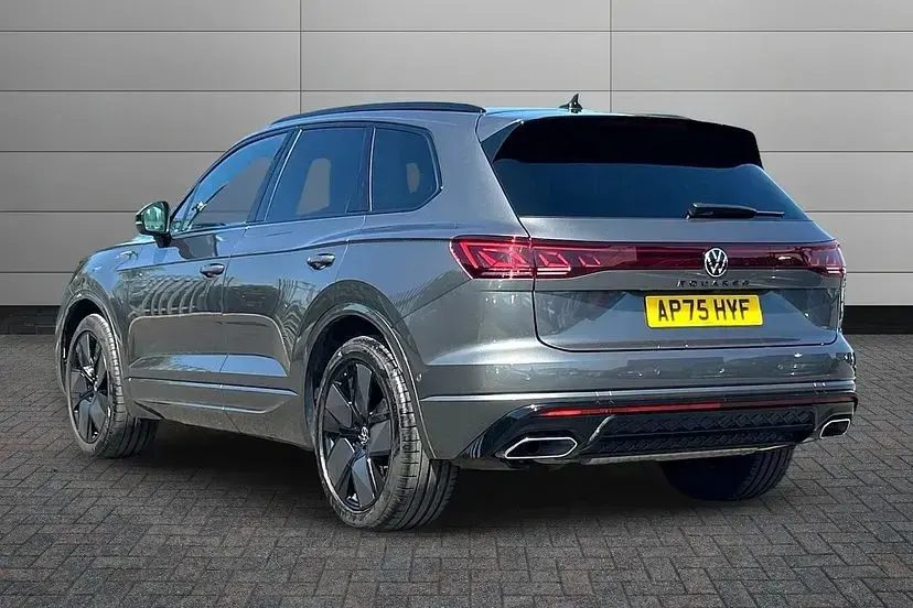 Used VW Touareg Black Edition 286 HP (210 kW) 2026 Silicon grey SUV