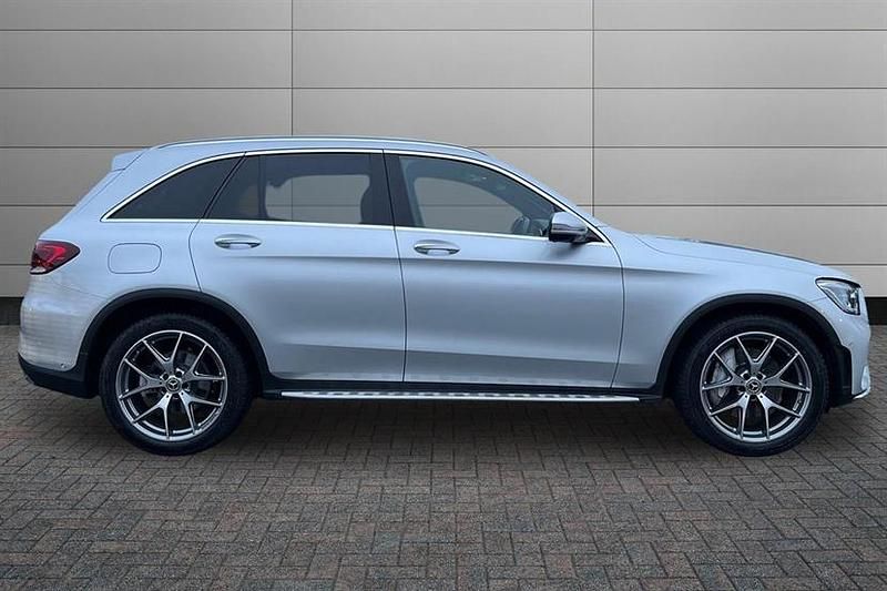 Used Mercedes E300 AMG Line Premium 245 HP (180 kW) 2020 Iridium silver Estate