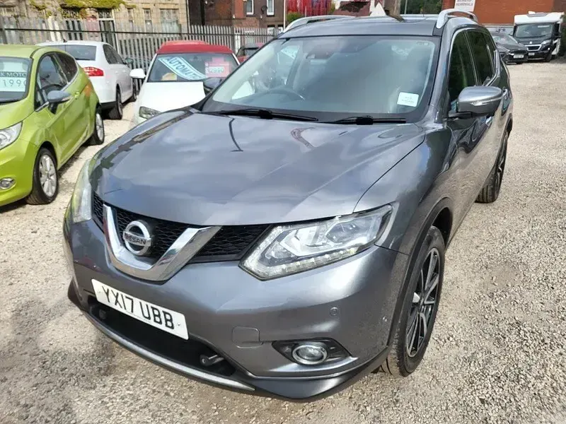 Used Nissan X-Trail Tekna 163 HP (119 kW) 2017 Grey SUV
