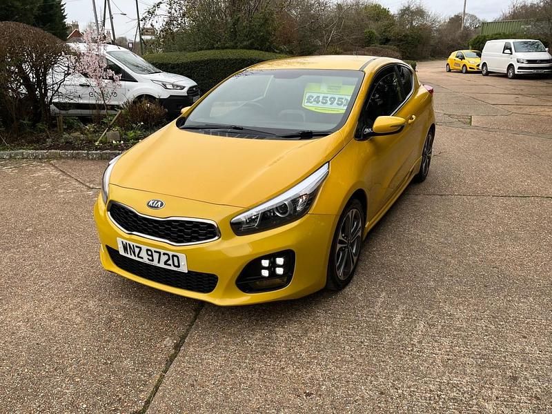 Used Kia ProCeed GT-Line 2017 Yellow Hatchback
