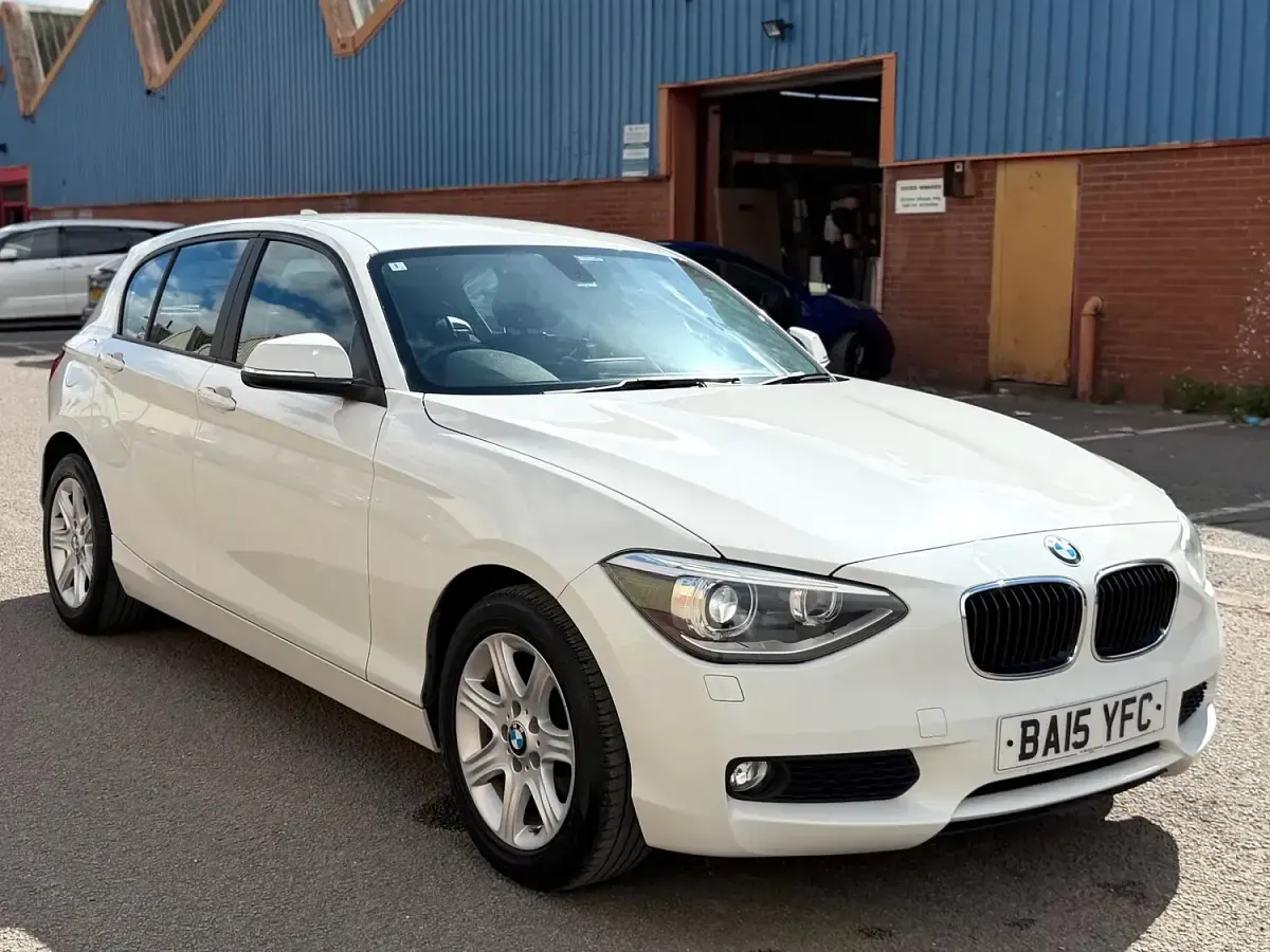 Used BMW 116 Sport Line 2026 White Hatchback