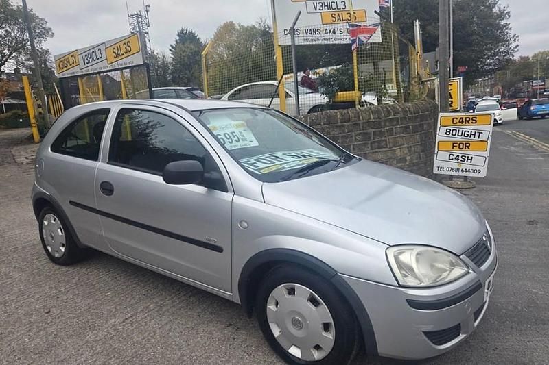 Silver Used 2005 Vauxhall Corsa Hatchback | £695 - Image 1/1