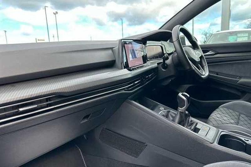 Used VW Golf VIII 130 HP (95 kW) 2020