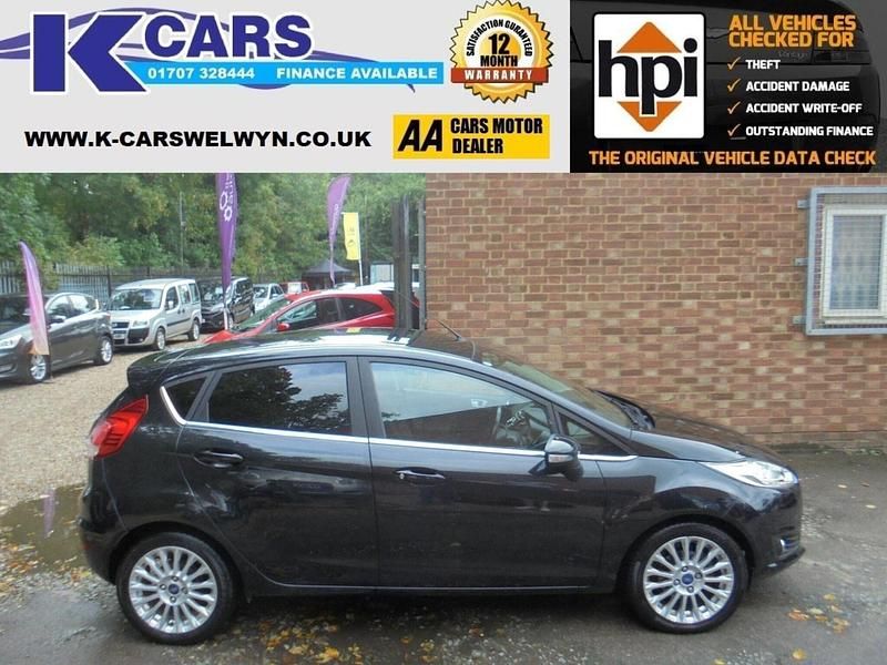 Black Used 2015 Ford Fiesta Titanium Hatchback | £6,790 (Fair price) - Image 1/3