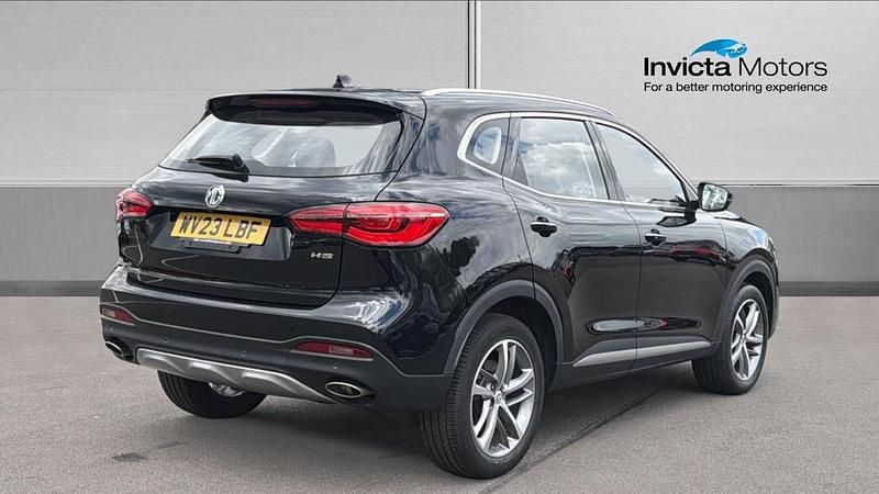 Used MG HS Excite 162 HP (119 kW) 2023 Black pearl SUV