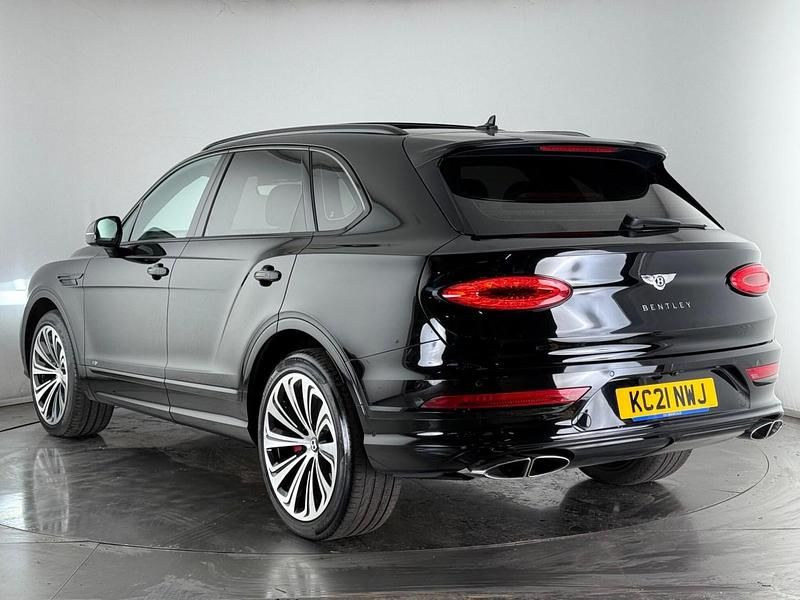 Used Bentley Bentayga 550 HP (404 kW) 2021 Black SUV
