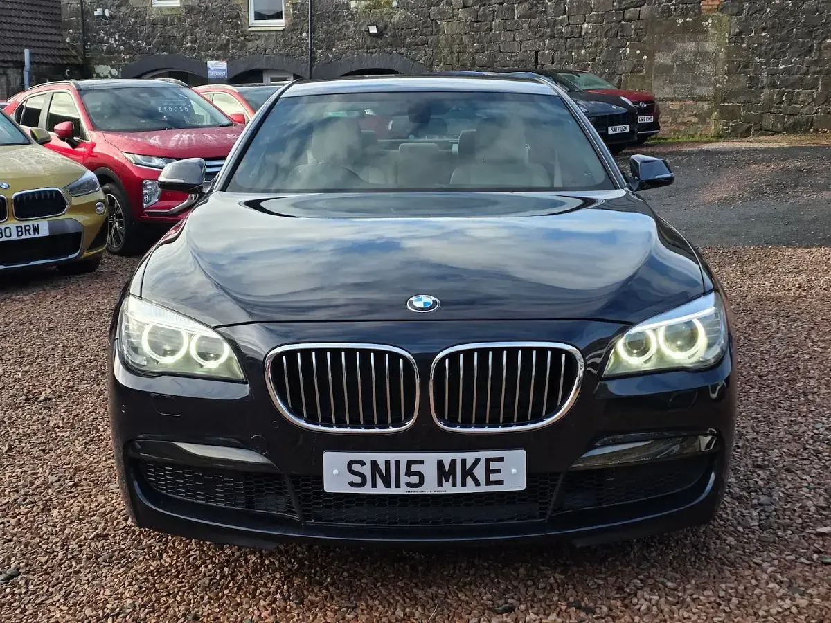 Used BMW 730 M Sport 258 HP (189 kW) 2015 Black Sedan