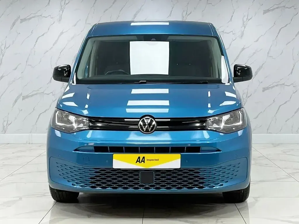 Usado VW Caddy Pro 122 CV (89 kW) 2021 Azul Monovolumen