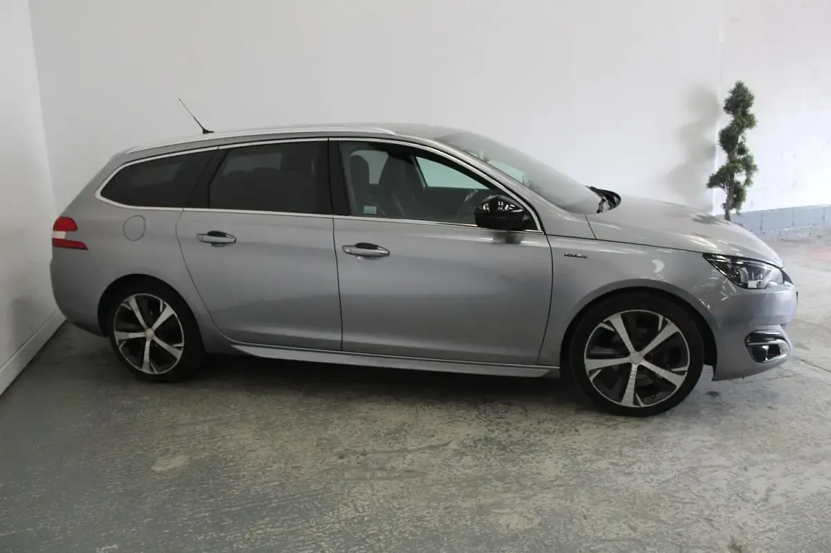 Used Peugeot 308 SW GT-line 2017 Grey Estate
