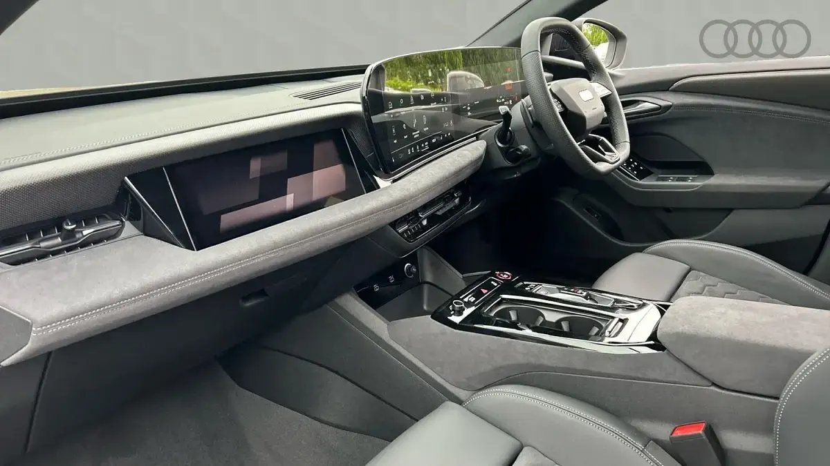 New Audi A6 e-tron Performance 100 kW (136 HP) 2025 Plasma blue Estate