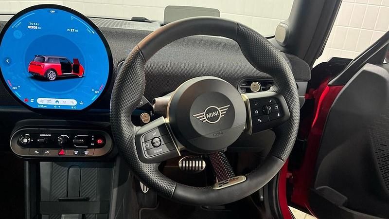 Usado Mini John Cooper Works Hatch 2025 Rojo Utilitario