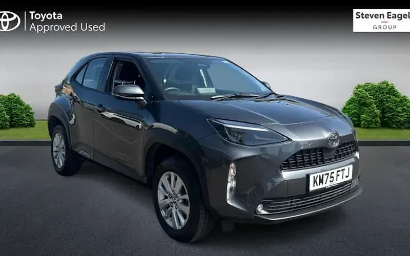 Used Toyota Yaris Hybrid 116 HP (85 kW) 2026 Estate