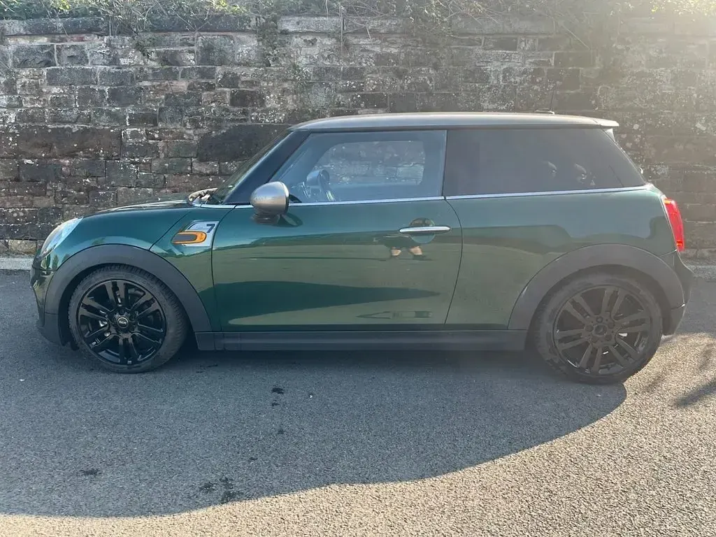 Used Mini Cooper Seven 136 HP (100 kW) 2016 Green Hatchback