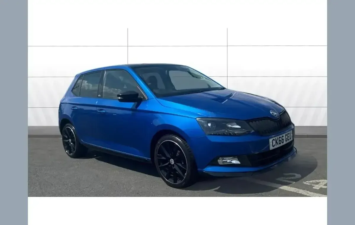 Usado Skoda Fabia Monte Carlo 90 CV (66 kW) 2016 Utilitario